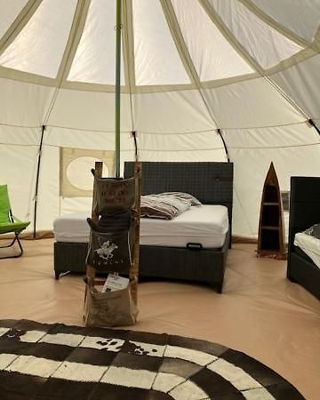Natuur-Like Glamping In Bosland NeerNeerpelt Exterior foto
