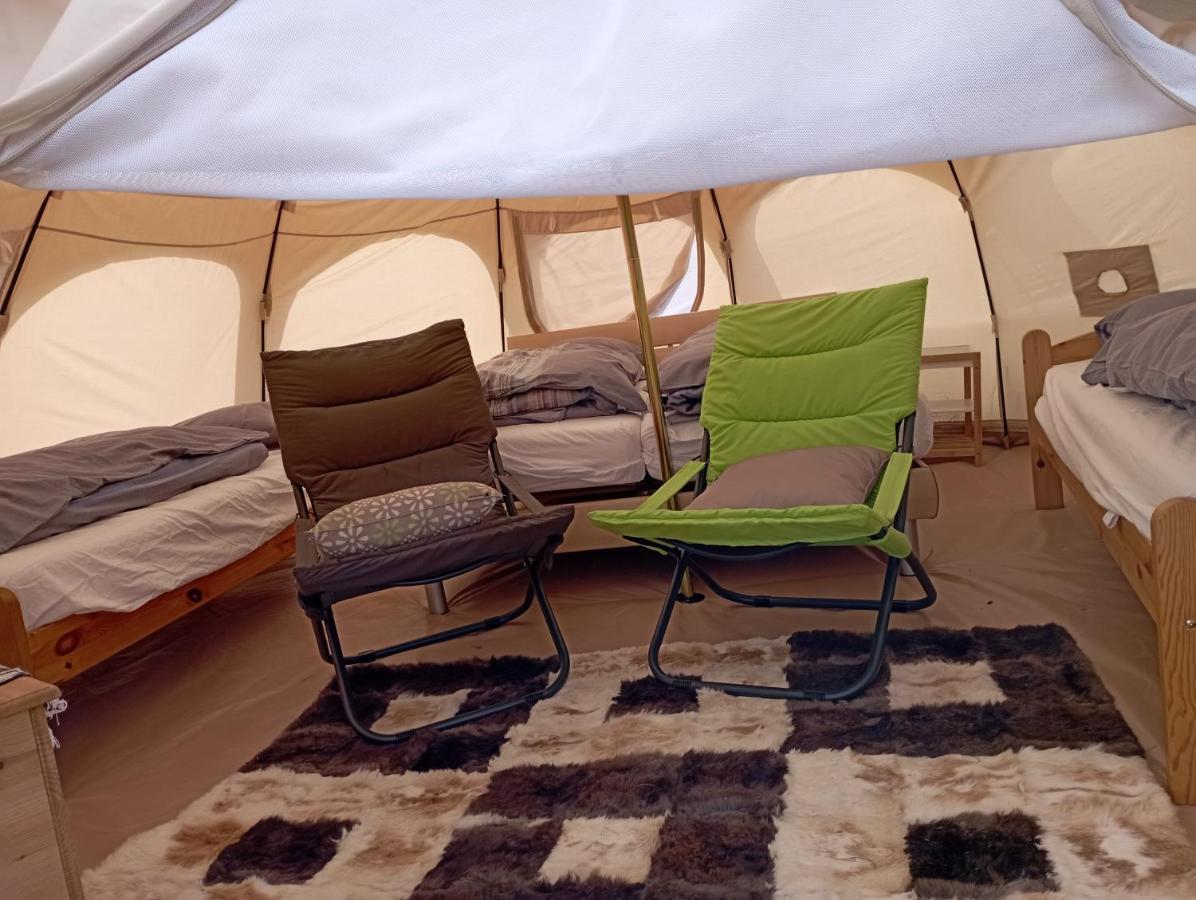 Natuur-Like Glamping In Bosland NeerNeerpelt Exterior foto